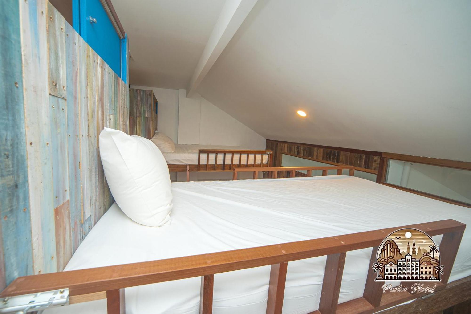 Parlor Hotel Ипох Екстериор снимка