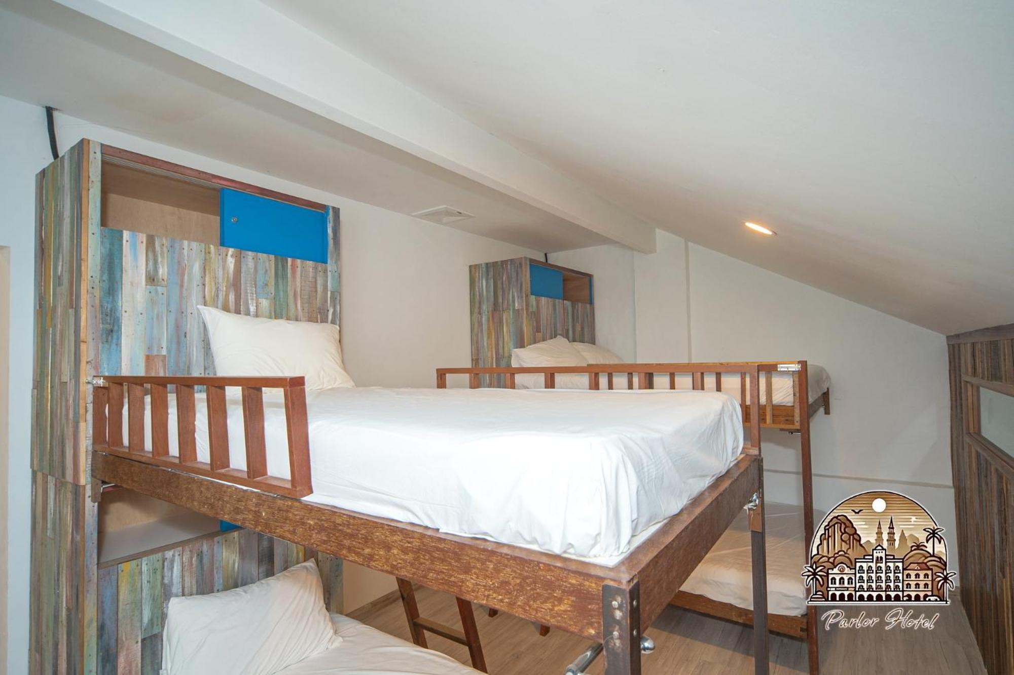 Parlor Hotel Ипох Екстериор снимка