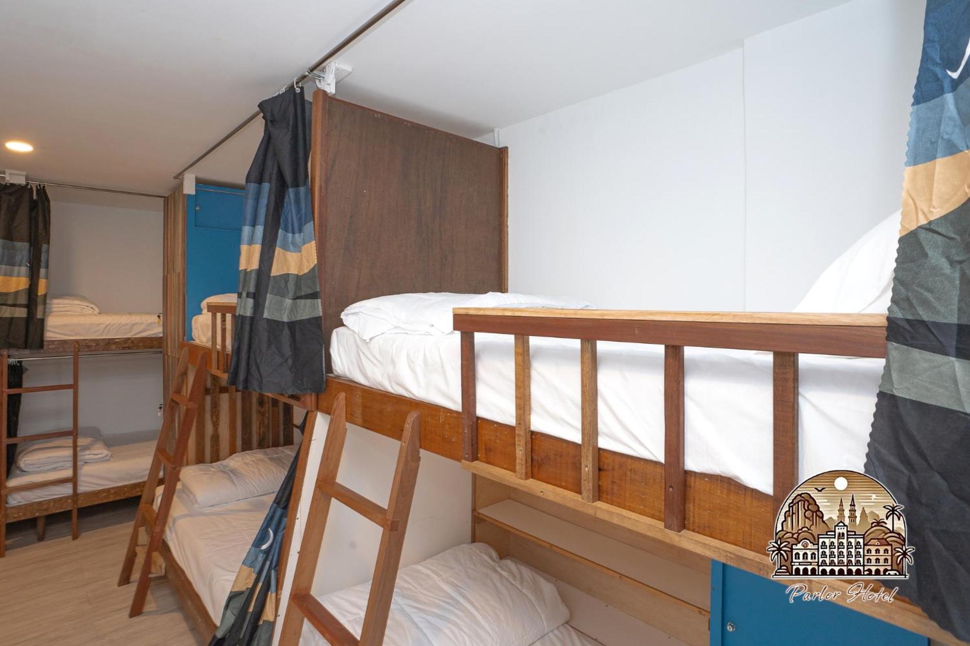 Parlor Hotel Ипох Екстериор снимка