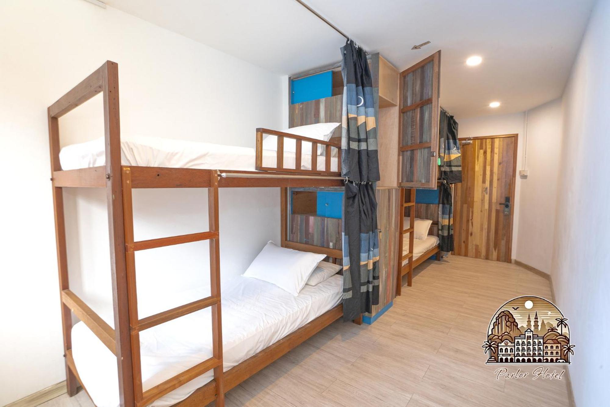 Parlor Hotel Ипох Екстериор снимка